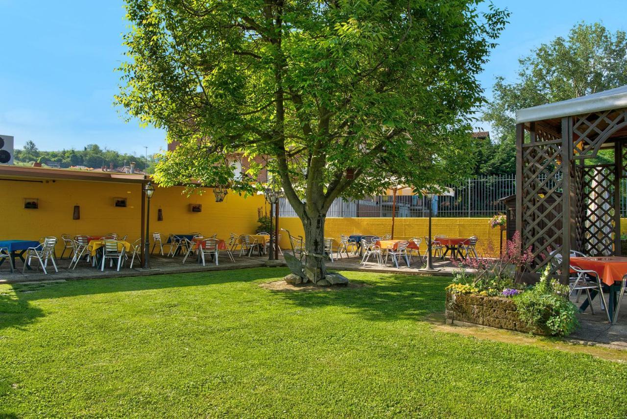 Appartamento Iris Cisterna dʼAsti Exteriér fotografie